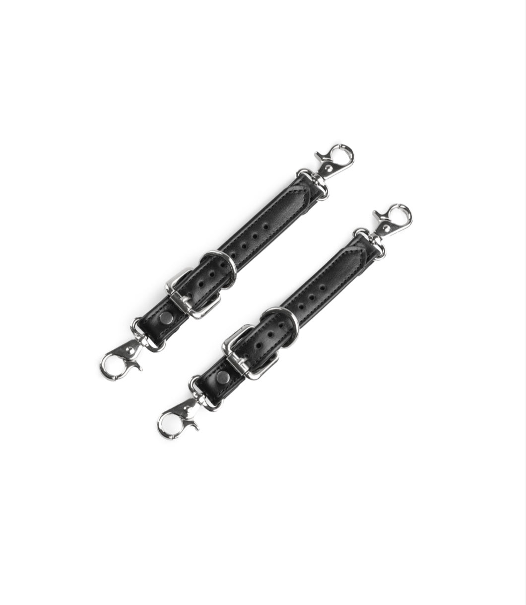 Leather Garters red
